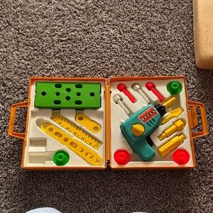 1977 Fisher Price Tool Kit #924